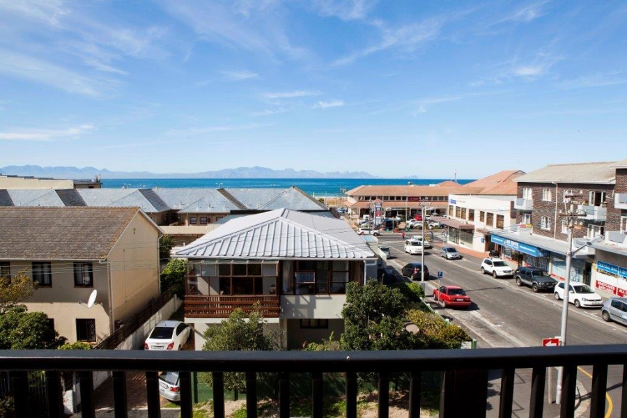 8 Bedroom Property for Sale in Fish Hoek Western Cape